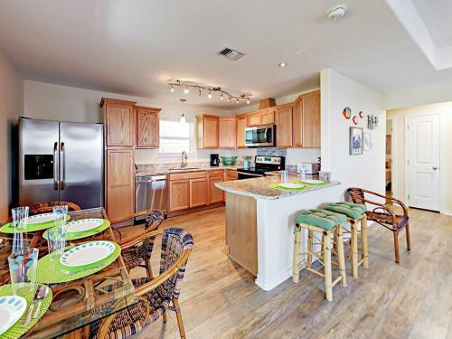 1416 S Live Oak Home