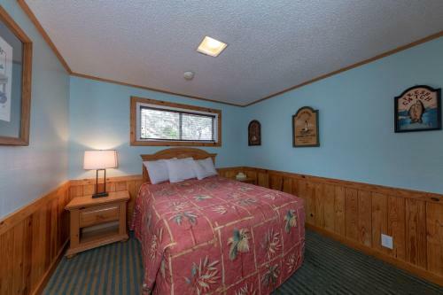 Hotel Pelican Bay Resort