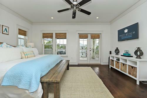 Seas The Day At Seacrest Home