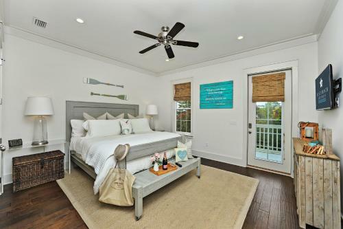 Seas The Day At Seacrest Home