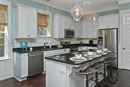 Seas The Day At Seacrest Home