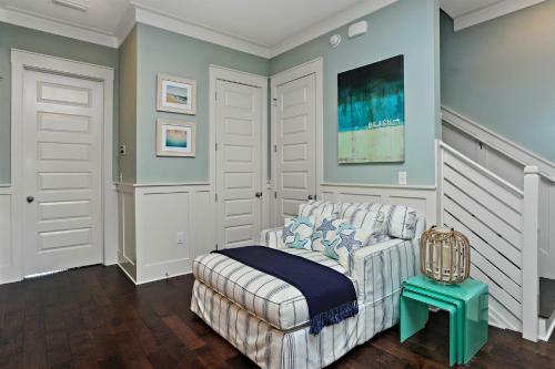 Seas The Day At Seacrest Home