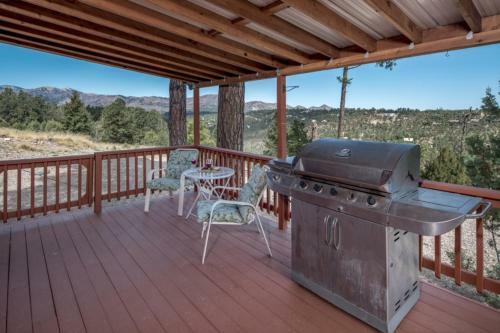 M Top Ranch - Three Bedroom Cabin