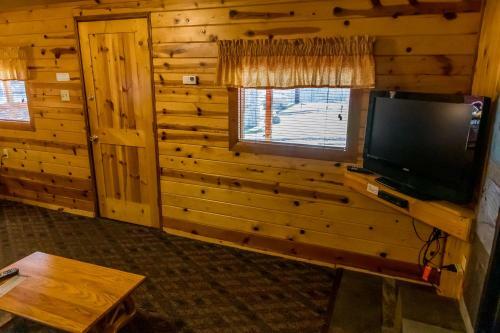 Ruidoso Lodge Cabin # 2