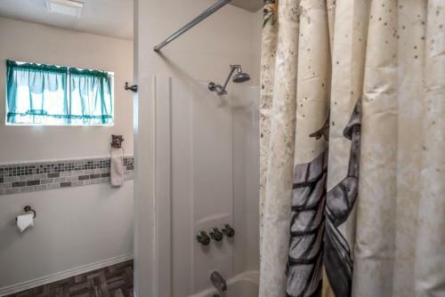 Rocky Top - Two Bedroom Cabin