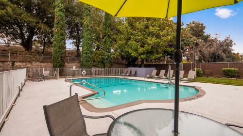 Surestay Plus Hotel By Best Western Sacramento North