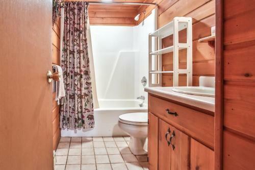Pinewood - Hiller Vacation Homes