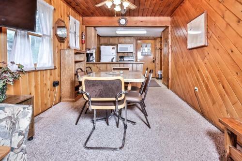 Oak - Elbert's - Hiller Vacation Homes Cottage