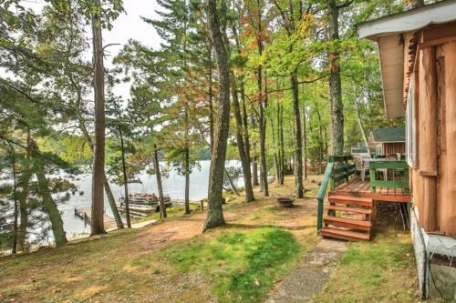 Cottage 4 - Hiller's Pine Haven Cottage
