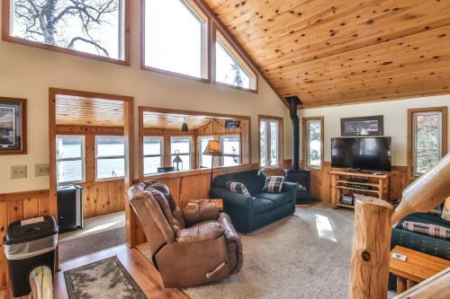 Carefree Creek Cottage - Hiller Vacation Homes