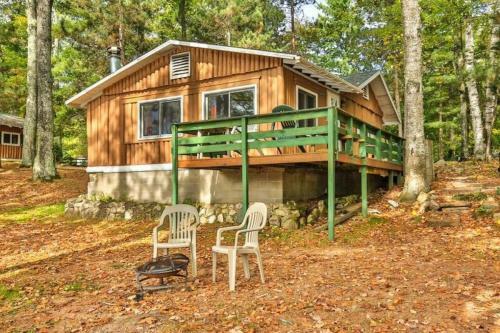Cottage 6 - Hiller's Pine Haven
