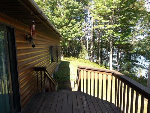 Pickerel Point Executive Home - Hiller Vacation Homes