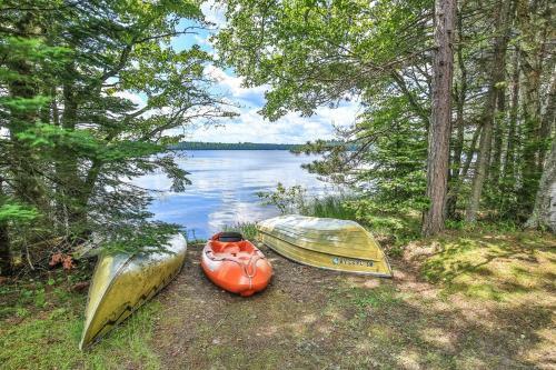 Bear Cave & Cubs Den - Hiller Vacation Homes