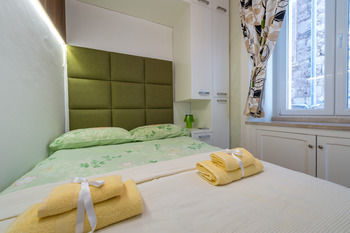 Hotel Apartments Petra