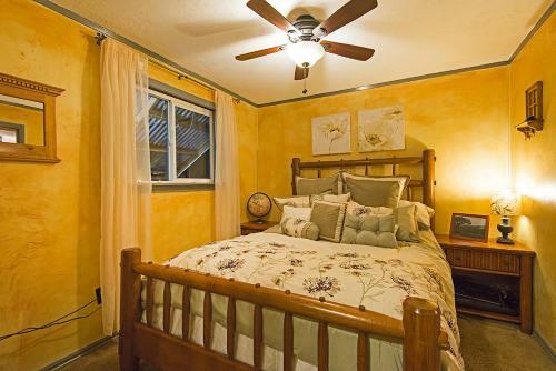 Charming Downtown Bungalow