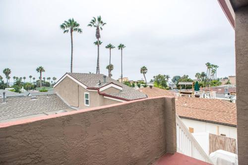 Four-bedroom, Three-and-a-half Bath Home In Sd Pacific Beach