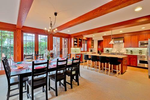 #7210 - Heritage Place Four-bedroom Holiday Home