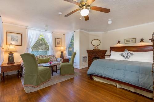 Cherokee Lodge