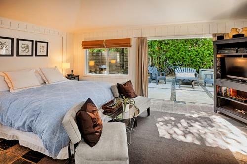#615 - Secluded Windansea Beach Rental Cottage Studio Cottage