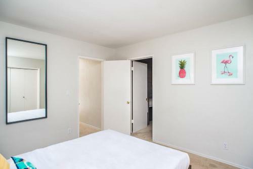 Three-bedroom In Point Loma
