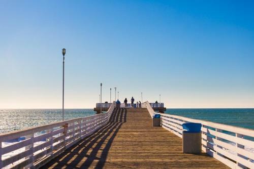 #3755 - Oceanfront Getaway Two-bedroom Apartment