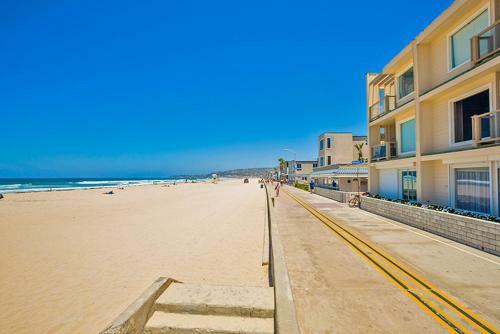 #3755 - Oceanfront Getaway Two-bedroom Apartment