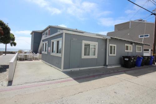 Four-bedroom On Sunset