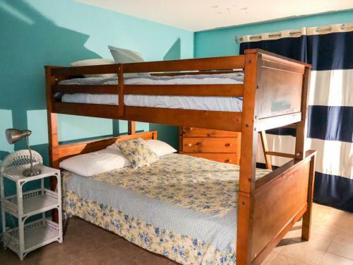 Awesomesaucebeachhouse IV