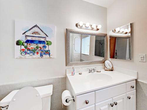 Little Italy Bungalow