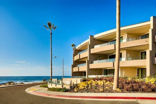 #6767 - Serenity By The Seashore Three-bedroom Apartment