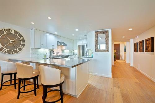 #6767 - Serenity By The Seashore Three-bedroom Apartment