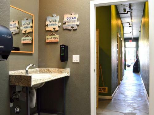 California Dreams Hostel