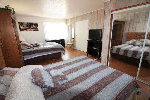 Beach Home 2 Br- 717