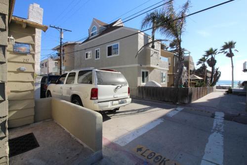 Beach Home 2 Br- 717