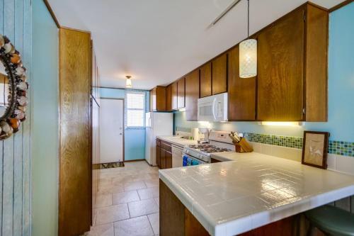 Ocean Front Walk Apartment #45091 Apts