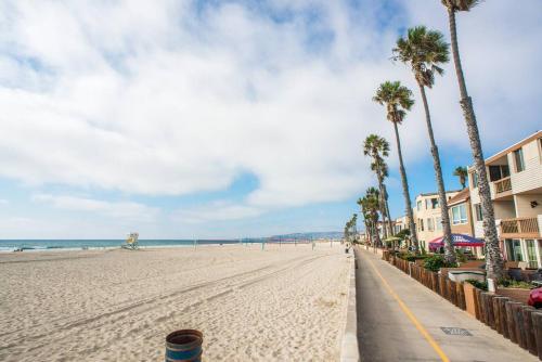 Three-bedroom, Two-bath Home In Mission Beach