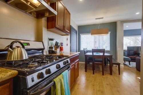 Kingston Court Cottage 726