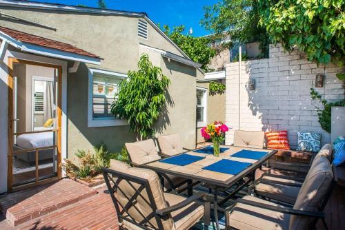 Charming 3br/2ba Craftsman Home By Domio