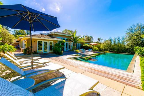 #2312 - Playa La Jolla Four-bedroom Holiday Home