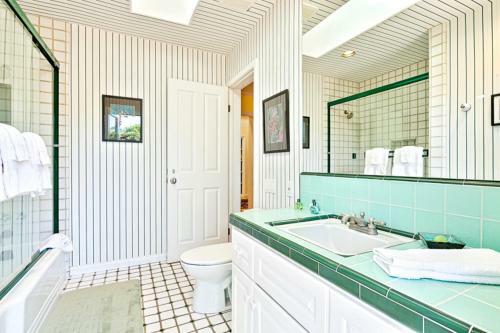 #2312 - Playa La Jolla Four-bedroom Holiday Home