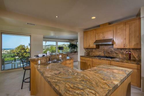 Awesomesaucebeachhouse V