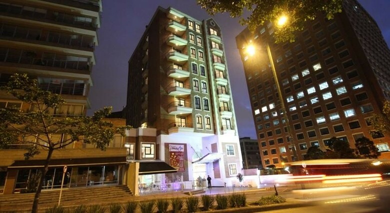 Hotel Rosales Plaza