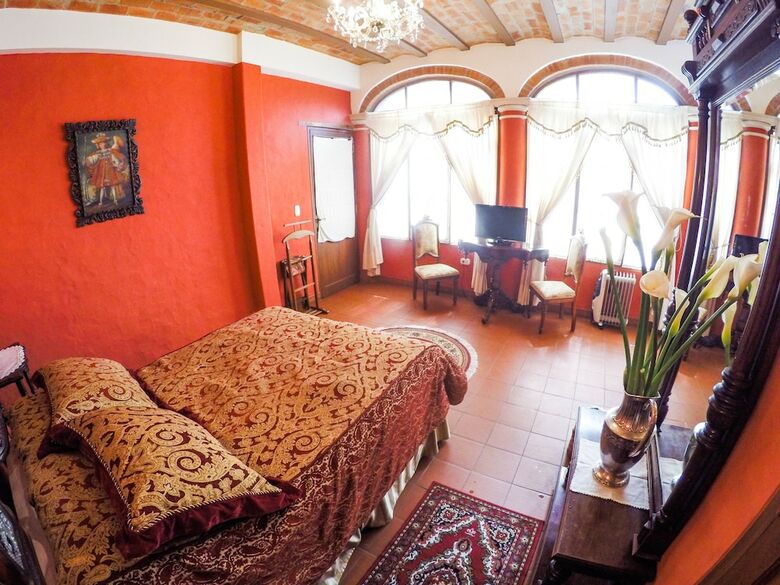 Hotel Monasterio