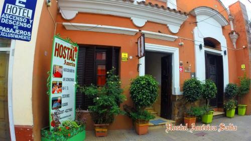 Hostal America