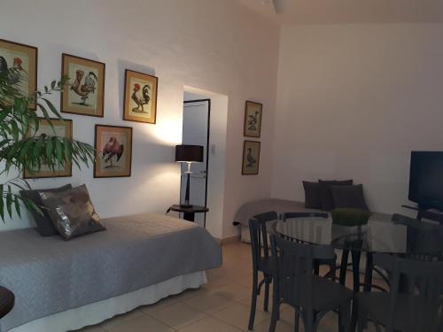 Casa En Tres Cerritos