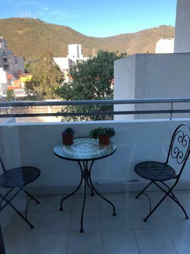 Apartamento Dean Funes 520
