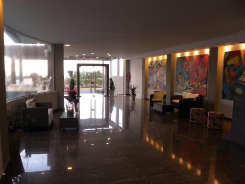 Majo Hotel Y Mar