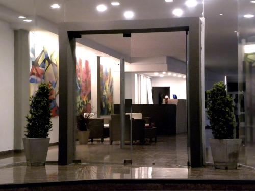 Majo Hotel Y Mar