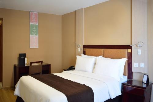 Gran Mundo Hotel & Suites