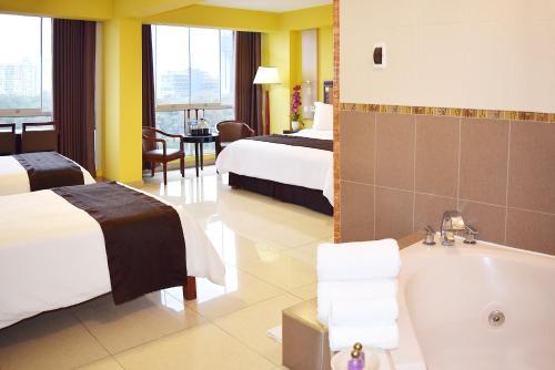 Gran Mundo Hotel & Suites